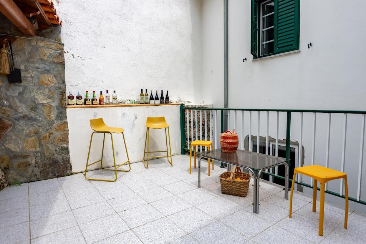 דירות מנטגאס A Casa Da Rapariga De Cabelo Azul מראה חיצוני תמונה