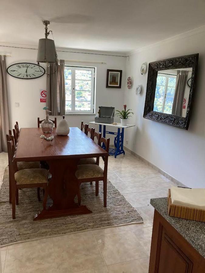 דירות מנטגאס A Casa Da Rapariga De Cabelo Azul מראה חיצוני תמונה