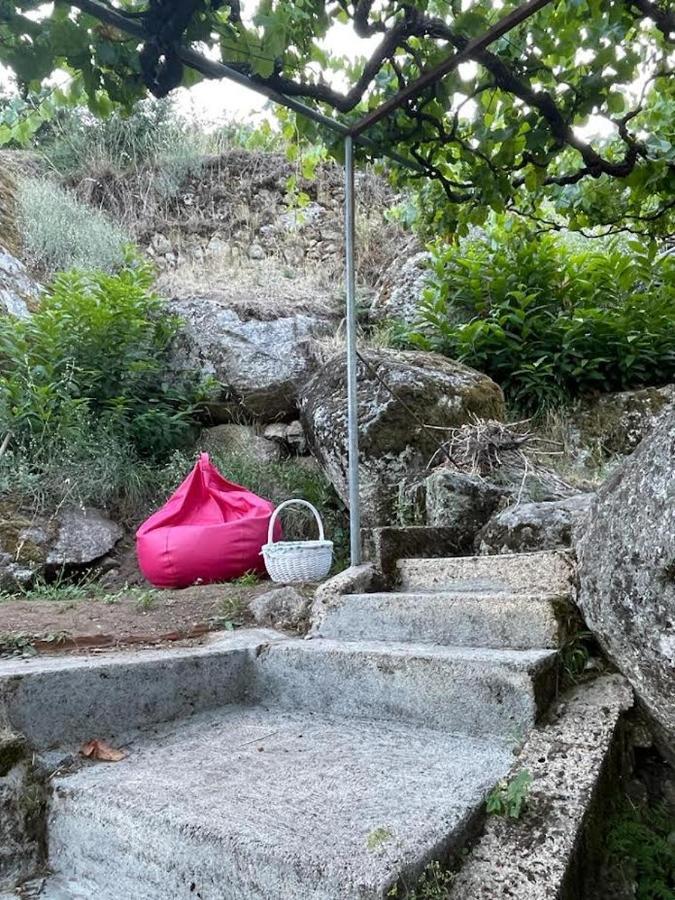 דירות מנטגאס A Casa Da Rapariga De Cabelo Azul מראה חיצוני תמונה