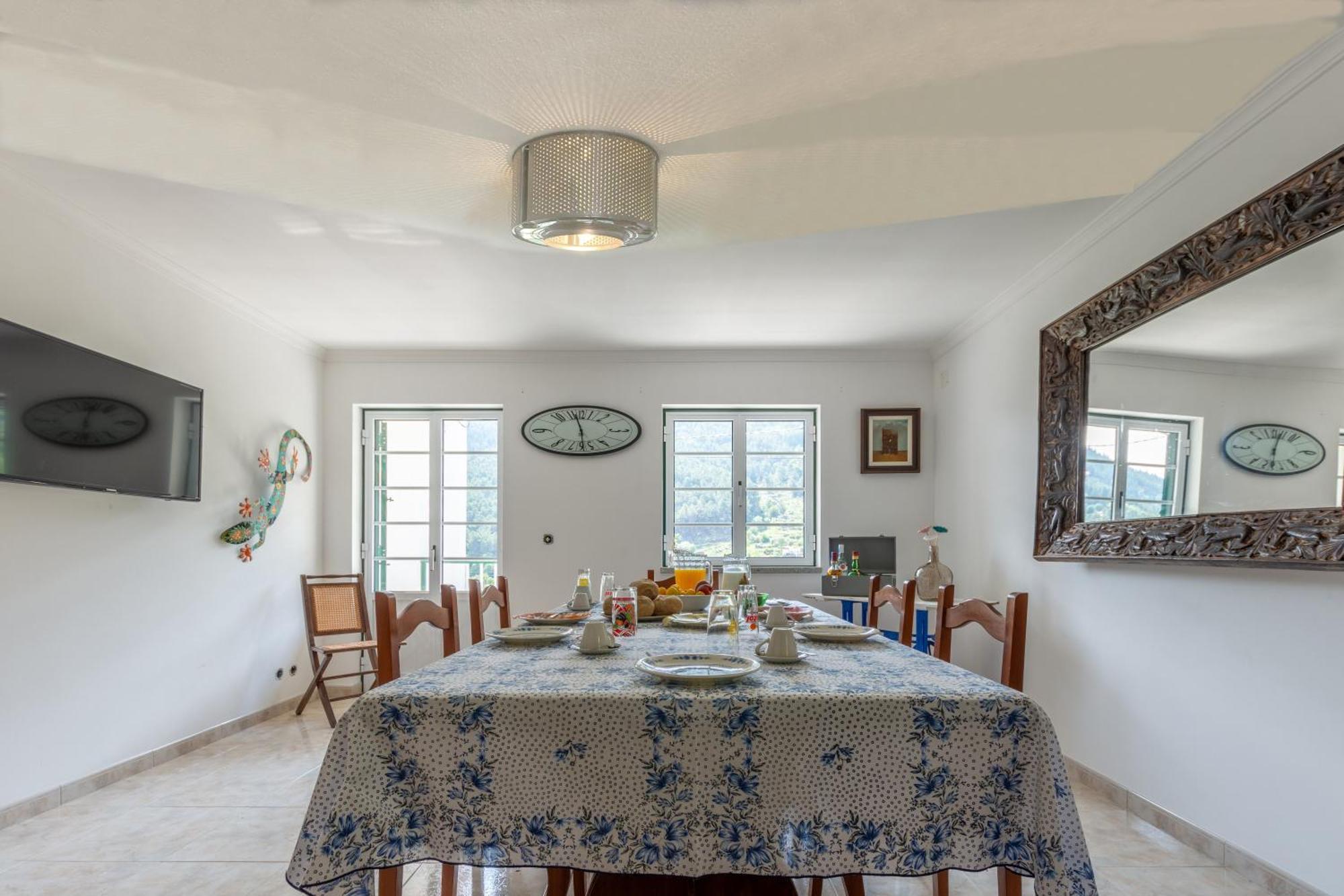 דירות מנטגאס A Casa Da Rapariga De Cabelo Azul מראה חיצוני תמונה